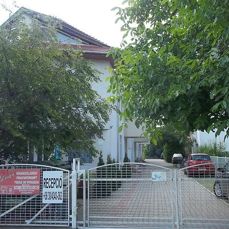 Apartman Pavai Hajdúszoboszló 外观 照片
